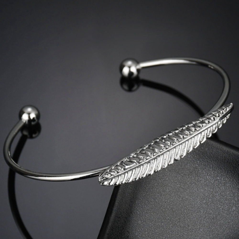 Leaf Stacking Layering Open Bangle Silver Leaf